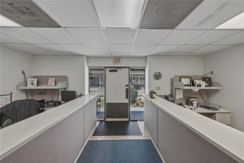 Купить коммерческую недвижимость в Бартоу, Флорида 499.44м2, № 2132313 - фото 7