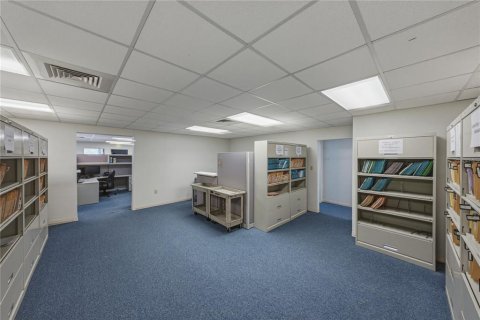 Купить коммерческую недвижимость в Бартоу, Флорида 499.44м2, № 2132313 - фото 18