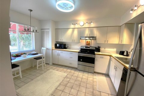 Condominio en alquiler en Bradenton, Florida, 2 dormitorios, 123.28 m2 № 1616212 - foto 2