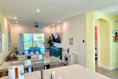 Villa ou maison à louer à Kissimmee, Floride: 4 chambres, 171.87 m2 № 2113389 - photo 6