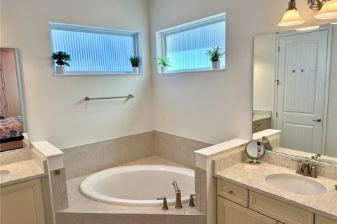 Villa ou maison à louer à Kissimmee, Floride: 4 chambres, 171.87 m2 № 2113389 - photo 10