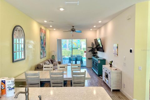Villa ou maison à louer à Kissimmee, Floride: 4 chambres, 171.87 m2 № 2113389 - photo 4
