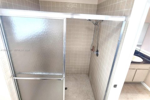 Снять в аренду виллу или дом в Купер-Сити, Флорида 3 спальни, 167.78м2, № 2066401 - фото 16