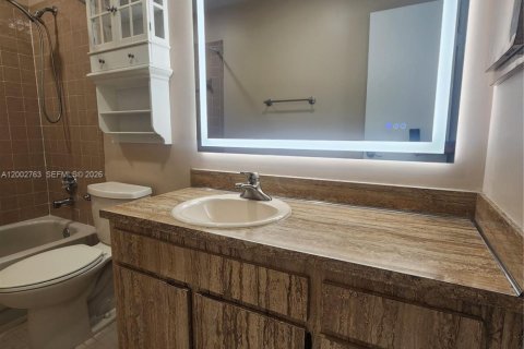 Снять в аренду виллу или дом в Купер-Сити, Флорида 3 спальни, 167.78м2, № 2066401 - фото 21