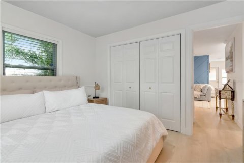 Villa ou maison à vendre à Tampa, Floride: 3 chambres, 97.55 m2 № 1898973 - photo 12