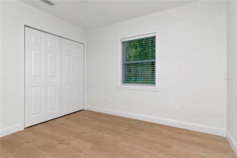 Villa ou maison à vendre à Tampa, Floride: 3 chambres, 97.55 m2 № 1898973 - photo 15