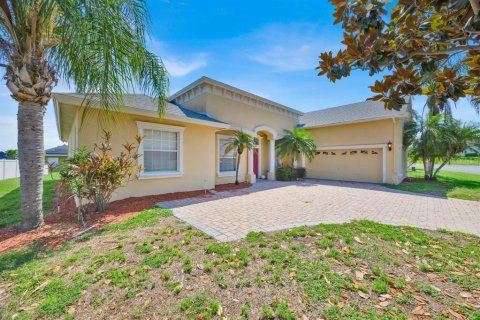 House in Lakeland, Florida 4 bedrooms, 291.43 sq.m. № 1908928 - photo 3