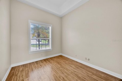 House in Lakeland, Florida 4 bedrooms, 291.43 sq.m. № 1908928 - photo 13