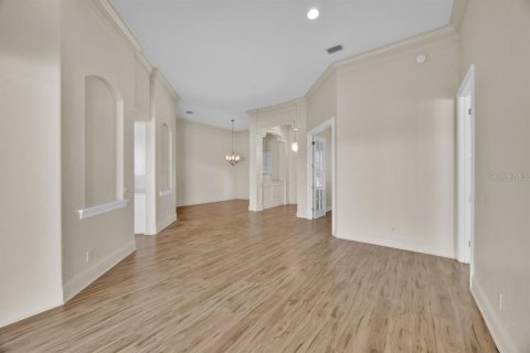 House in Lakeland, Florida 4 bedrooms, 291.43 sq.m. № 1908928 - photo 12