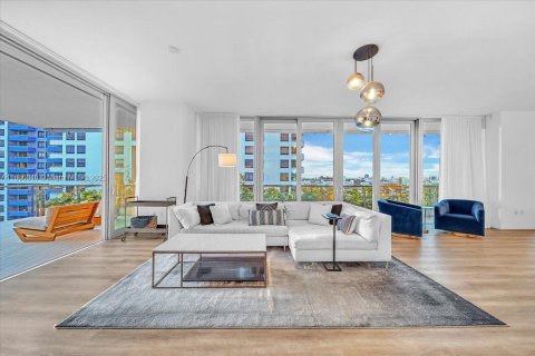 Снять в аренду кондоминиум в Майами-Бич, Флорида 3 спальни, 250м2, № 1944266 - фото 7