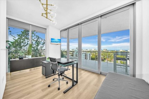 Снять в аренду кондоминиум в Майами-Бич, Флорида 3 спальни, 250м2, № 1944266 - фото 28