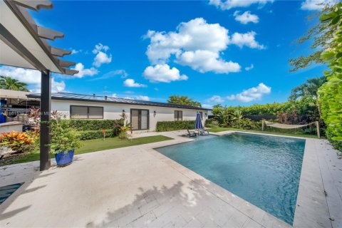 Casa en venta en Miami, Florida, 4 dormitorios, 153.29 m2 № 1892021 - foto 5
