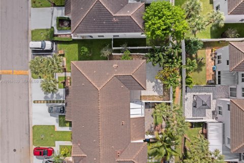 Touwnhouse à vendre à Pembroke Pines, Floride: 4 chambres, 155.98 m2 № 2171268 - photo 29