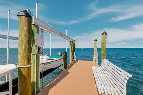 Casa en venta en Key Largo, Florida, 5 dormitorios, 447.97 m2 № 1992895 - foto 13