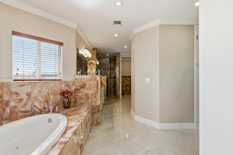 Casa en venta en Key Largo, Florida, 5 dormitorios, 447.97 m2 № 1992895 - foto 19