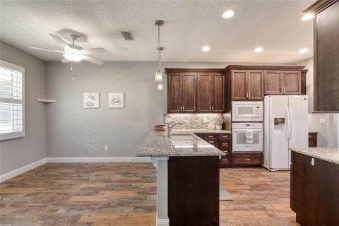 Villa ou maison à vendre à Ormond Beach, Floride: 3 chambres, 175.21 m2 № 2199670 - photo 16