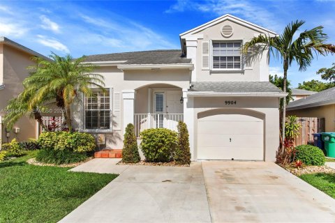 Villa ou maison à Miami, Floride 3 chambres, 149.57 m2 № 2076440