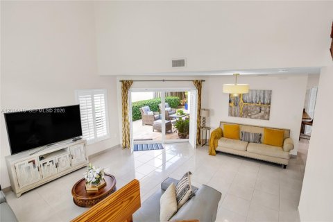 Villa ou maison à louer à Miami, Floride: 3 chambres, 149.57 m2 № 2076440 - photo 5