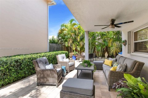 Villa ou maison à louer à Miami, Floride: 3 chambres, 149.57 m2 № 2076440 - photo 23