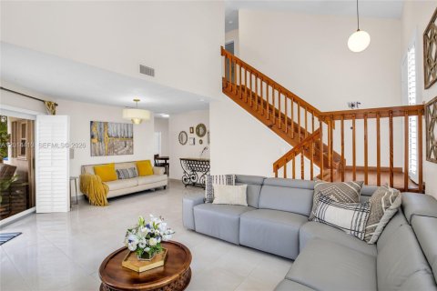 Villa ou maison à louer à Miami, Floride: 3 chambres, 149.57 m2 № 2076440 - photo 7