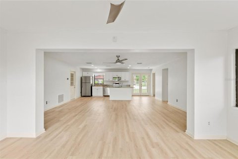 House in Longwood, Florida 3 bedrooms, 134.8 sq.m. № 1815731 - photo 17