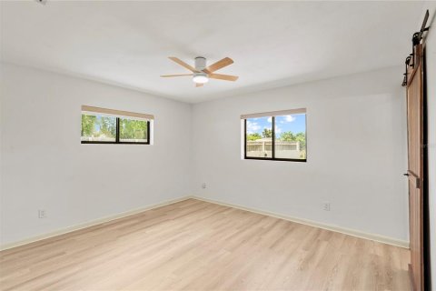 House in Longwood, Florida 3 bedrooms, 134.8 sq.m. № 1815731 - photo 18