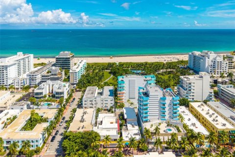 Купить коммерческую недвижимость в Майами-Бич, Флорида № 2020563 - фото 16