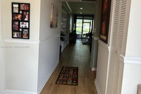 Adosado en venta en Pembroke Pines, Florida, 3 dormitorios, 122.17 m2 № 1993530 - foto 4