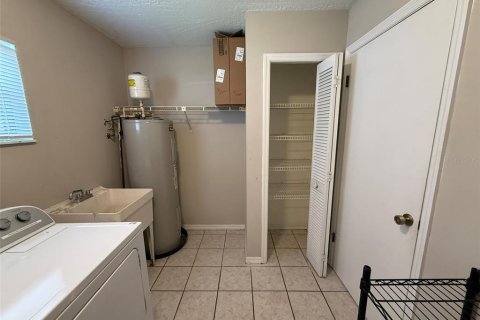 Villa ou maison à louer à Ocala, Floride: 3 chambres, 132.66 m2 № 2376763 - photo 20