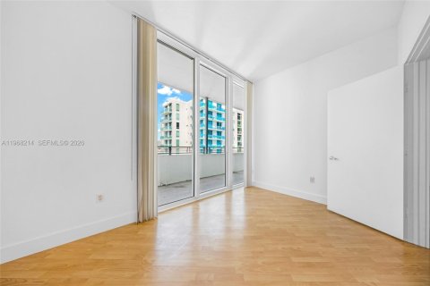 Снять в аренду кондоминиум в Майами, Флорида 2 спальни, 88.07м2, № 2029357 - фото 19