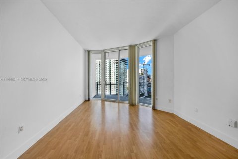 Снять в аренду кондоминиум в Майами, Флорида 2 спальни, 88.07м2, № 2029357 - фото 14