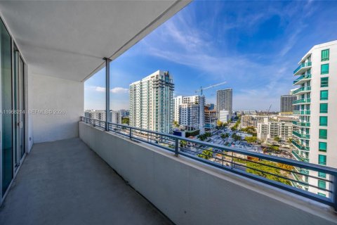 Снять в аренду кондоминиум в Майами, Флорида 2 спальни, 88.07м2, № 2029357 - фото 28