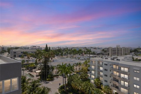 Купить кондоминиум в Бей-Харбор-Айлендс, Флорида 3 спальни, 160.81м2, № 1983196 - фото 13