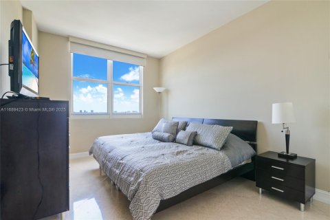 Купить кондоминиум в Бей-Харбор-Айлендс, Флорида 3 спальни, 160.81м2, № 1983196 - фото 10