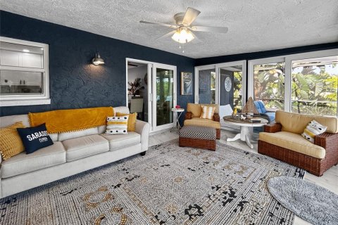 Купить виллу или дом в Сарасота, Флорида 10 комнат, 162.3м2, № 2220071 - фото 21