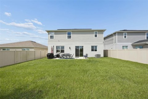 House in Haines City, Florida 5 bedrooms, 285.67 sq.m. № 2391353 - photo 24