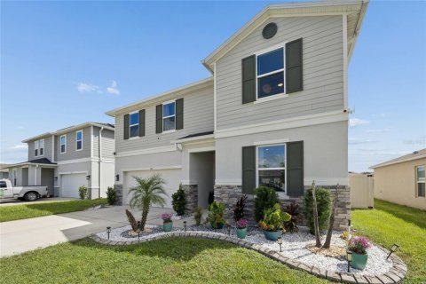 House in Haines City, Florida 5 bedrooms, 285.67 sq.m. № 2391353 - photo 26