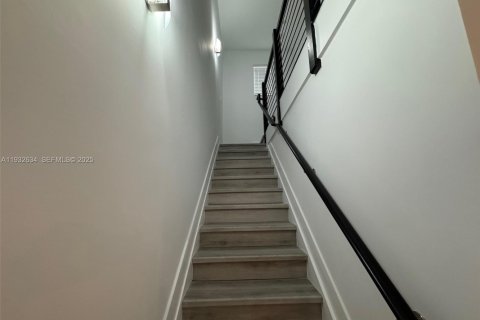 Condo in Doral, Florida, 3 bedrooms  № 1991571 - photo 9