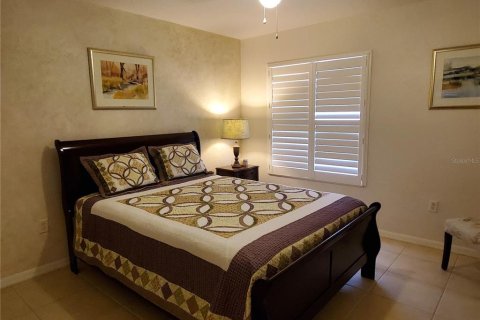 Condominio en alquiler en Bradenton, Florida, 2 dormitorios, 130.62 m2 № 1520790 - foto 16