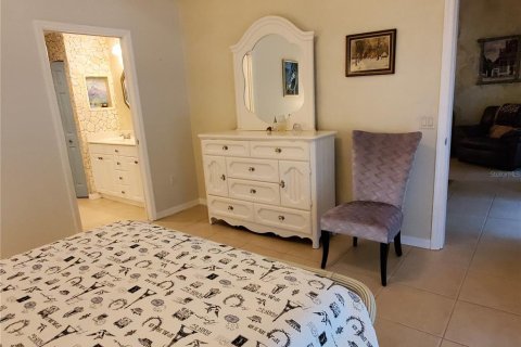 Condominio en alquiler en Bradenton, Florida, 2 dormitorios, 130.62 m2 № 1520790 - foto 13
