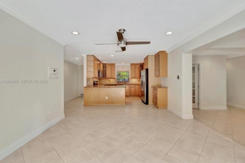 Casa en venta en Boca Raton, Florida, 4 dormitorios, 141.4 m2 № 2045734 - foto 8