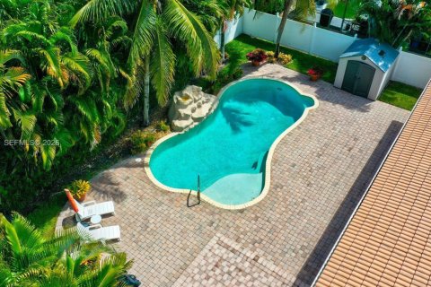Casa en venta en Boca Raton, Florida, 4 dormitorios, 141.4 m2 № 2045734 - foto 2