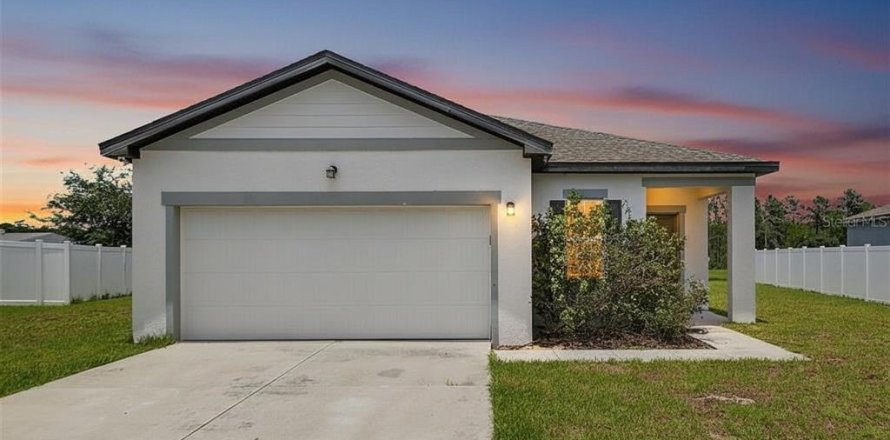 Casa en Deltona, Florida 3 dormitorios, 142.79 m2 № 2229798