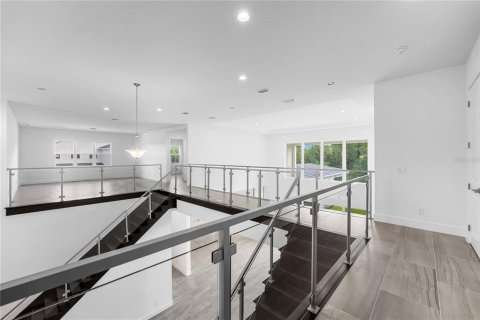 Casa en venta en Orlando, Florida, 6 dormitorios, 658.96 m2 № 1879322 - foto 24