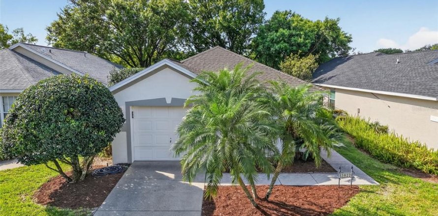 Villa ou maison à Mount Dora, Floride 2 chambres, 134.15 m2 № 2398883