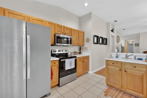 Villa ou maison à vendre à Mount Dora, Floride: 2 chambres, 134.15 m2 № 2398883 - photo 16