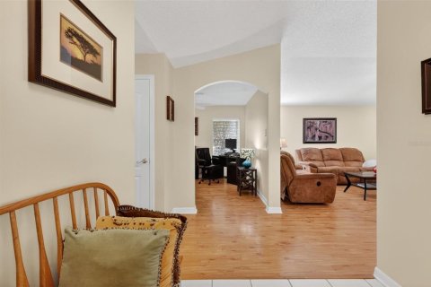 Villa ou maison à vendre à Mount Dora, Floride: 2 chambres, 134.15 m2 № 2398883 - photo 7