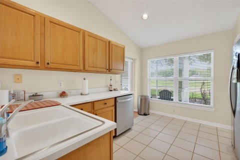 Villa ou maison à vendre à Mount Dora, Floride: 2 chambres, 134.15 m2 № 2398883 - photo 13