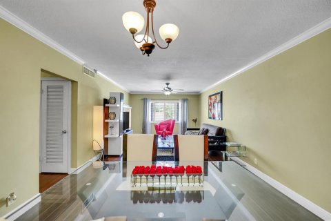 Copropriété à vendre à Fort Lauderdale, Floride: 2 chambres, 102.19 m2 № 2242907 - photo 3