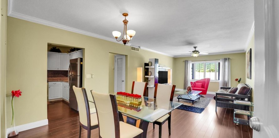 Condo à Fort Lauderdale, Floride, 2 chambres  № 2242907